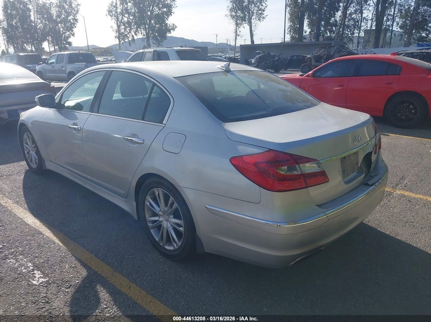 2013 Hyundai Genesis 3.8