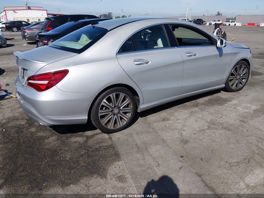 2017 Mercedes-Benz Cla 250
