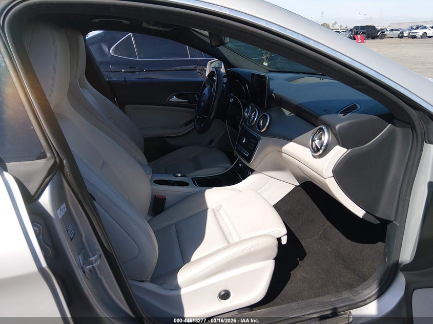 2017 Mercedes-Benz Cla 250