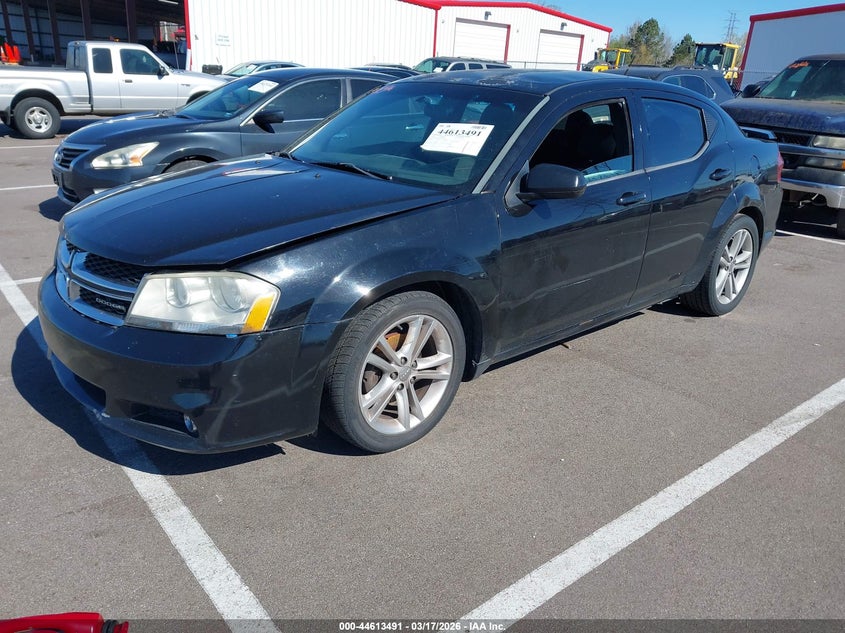 Vin: 1b3bd1fg5bn574415, lot: 45110445, dodge avenger mainstreet 20112
