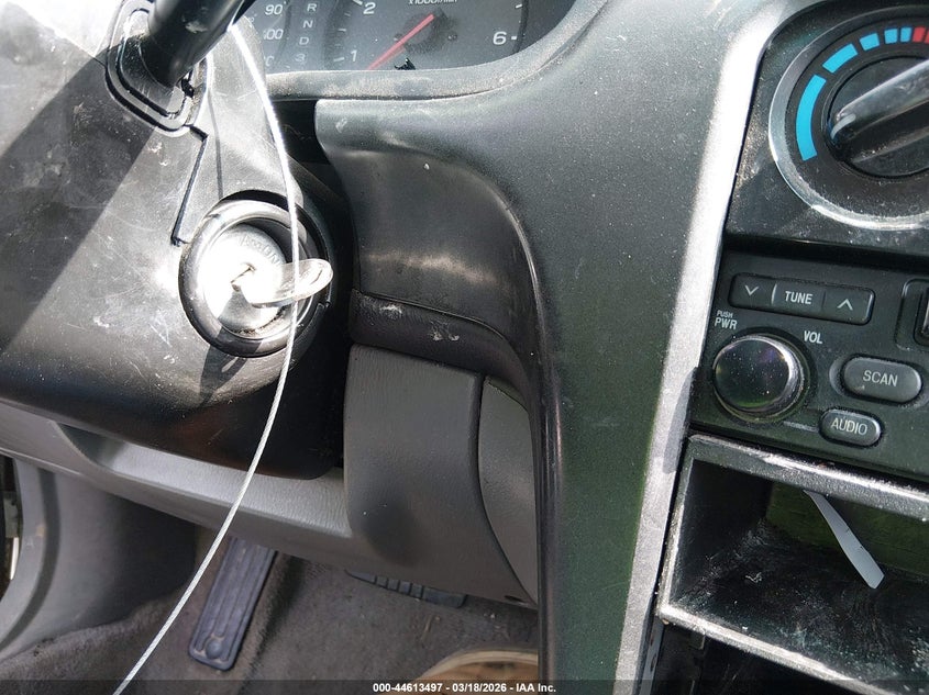 2000 Subaru Legacy L VIN: 4S3BH6351Y7309040 Lot: 44613497