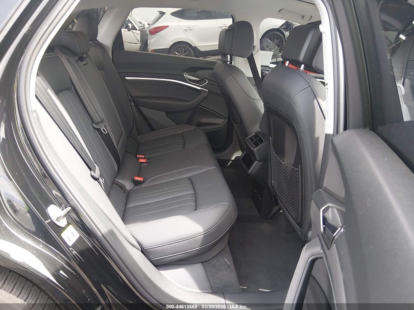 2024 Audi Q8 E-Tron Premium Plus Quattro VIN: WA15AAGE1RB011868 Lot: 44613569