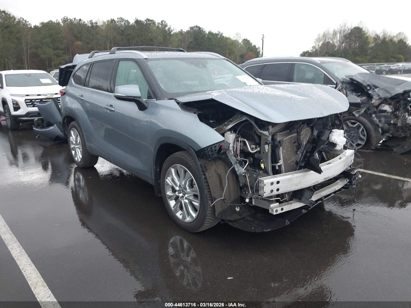 2022 Toyota Highlander Limited