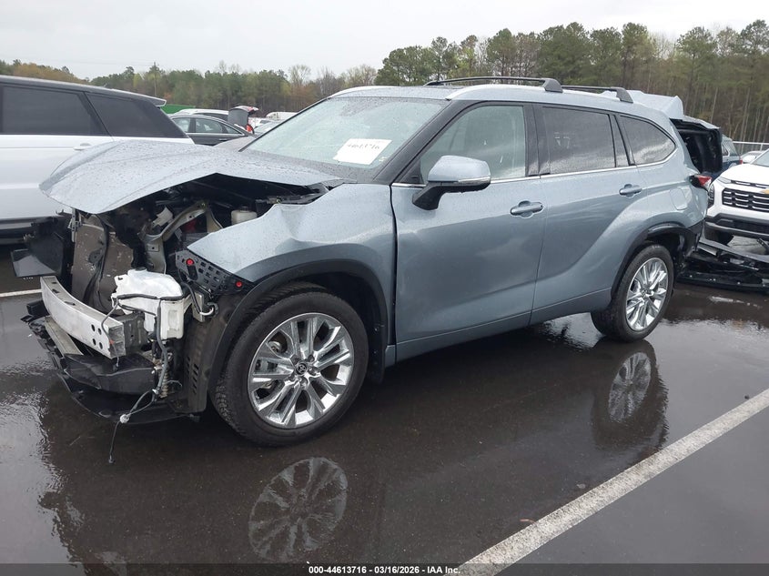 2022 Toyota Highlander Limited