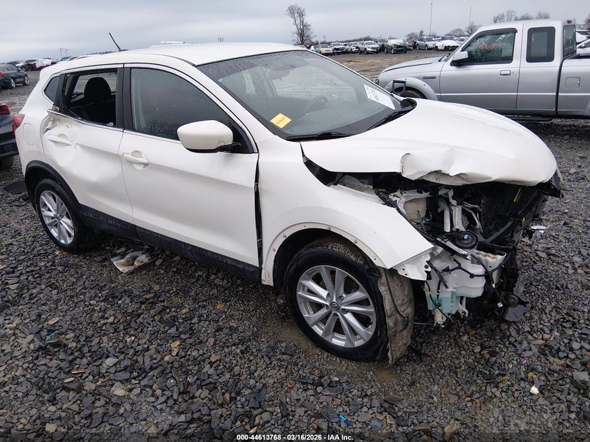 2017 Nissan Rogue Sport S