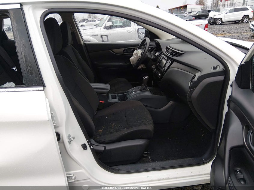 2017 Nissan Rogue Sport S