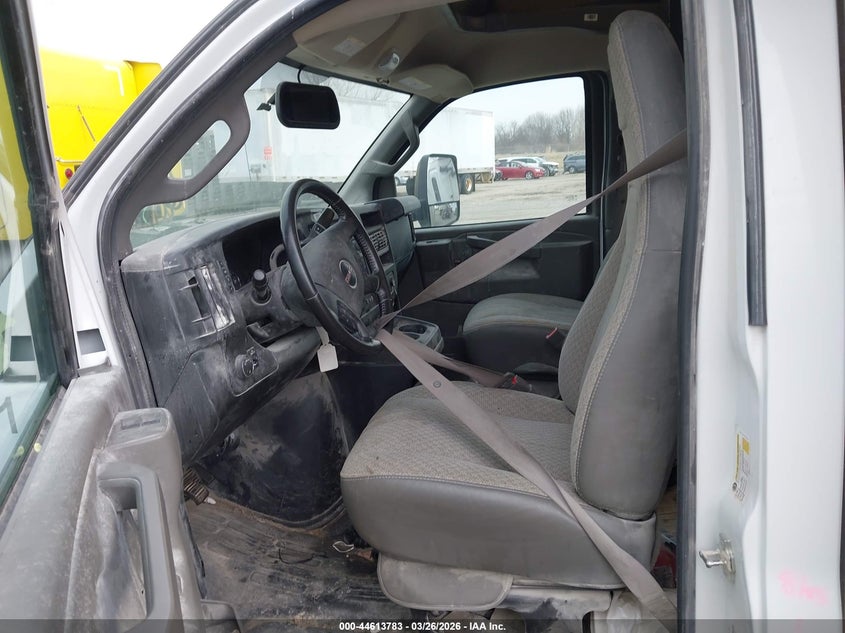 2023 GMC SAVANA CUTAWAY auction photo 7