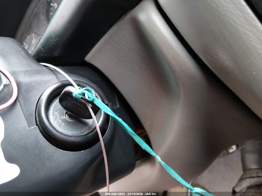 2001 Subaru Forester L VIN: JF1SF63571H733933 Lot: 44613803