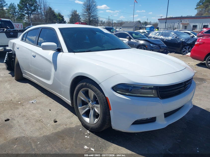 2016 Dodge Charger Sxt