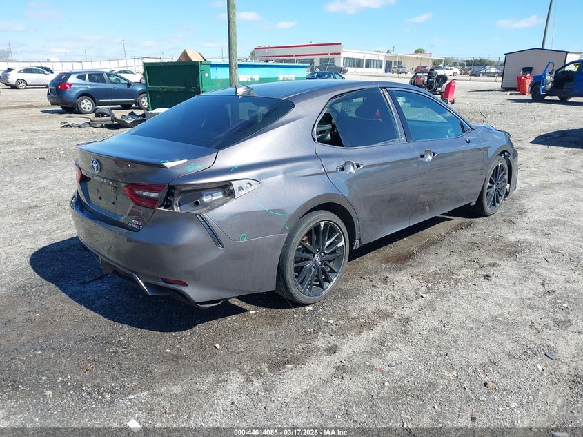 2024 Toyota Camry Hybrid Xse