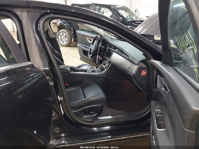 2016 Jaguar Xf 35T Premium