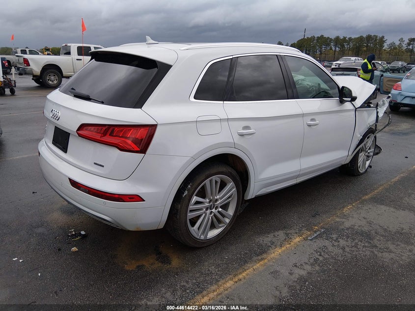AUDI Q5 - zdjęcie 4
