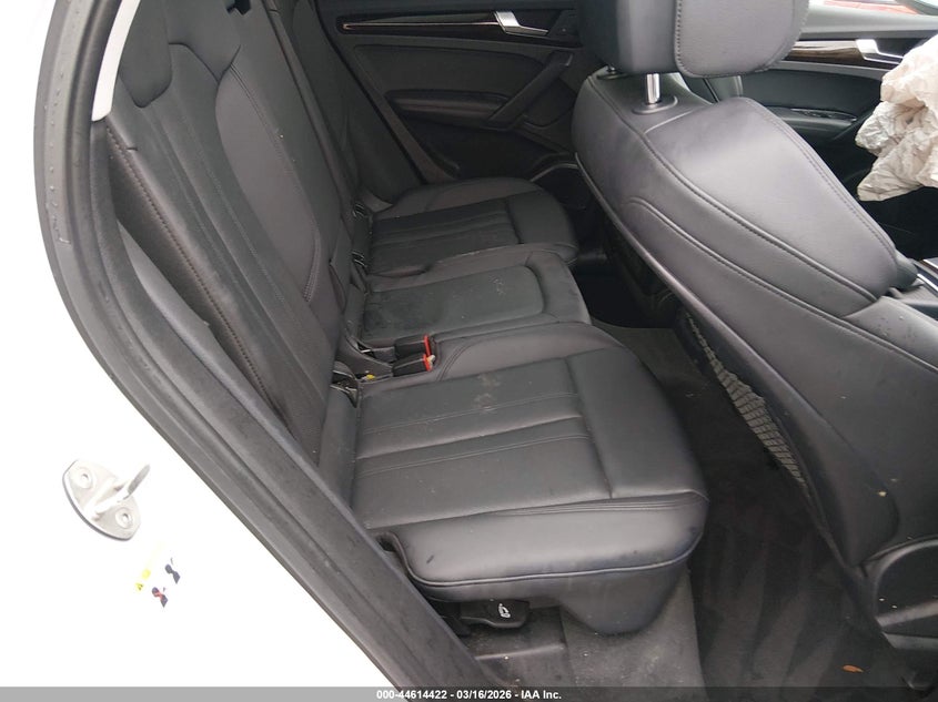 AUDI Q5 - zdjęcie 8