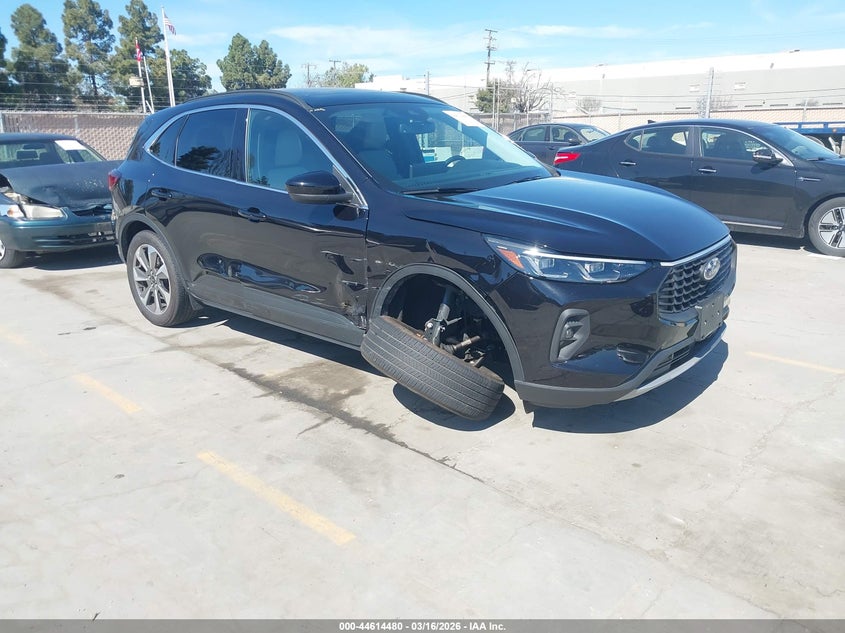 1FMCU9JA1SUB45875 2025 Ford Escape Platinum auction photo 1