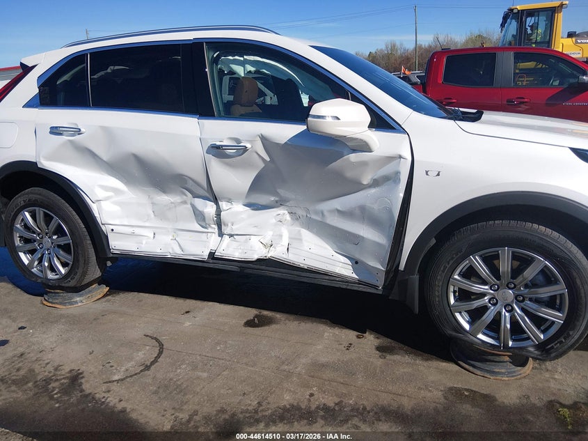 2021 Cadillac Xt4 Awd Premium Luxury VIN: 1GYFZDR43MF081277 Lot: 44614510