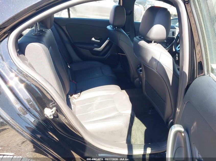 2022 Mercedes-Benz A 220 VIN: W1K3G4EB0NJ351587 Lot: 44614674