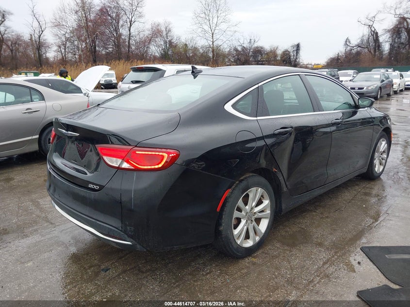 2016 Chrysler 200 Limited