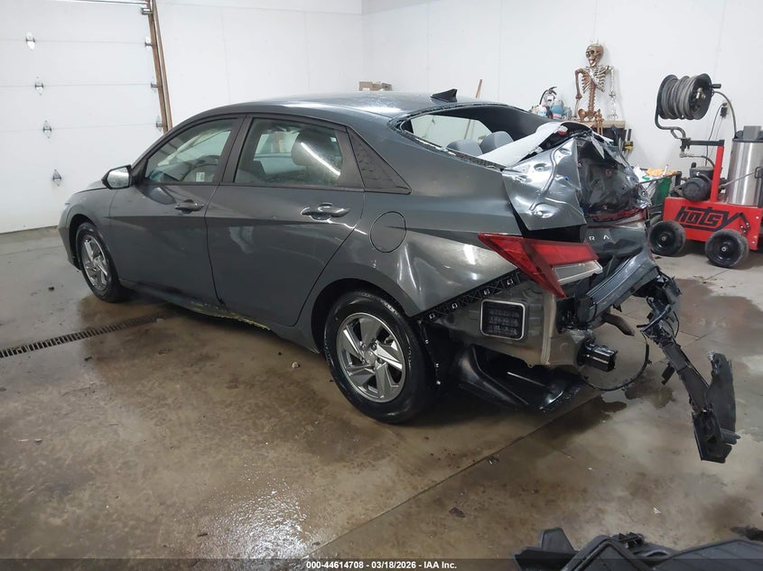 VIN KMHLL4DG2RU744395 2024 HYUNDAI ELANTRA SE