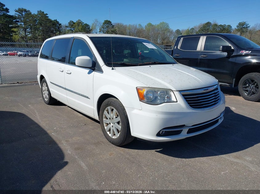 2014 Chrysler Town & Country Touring