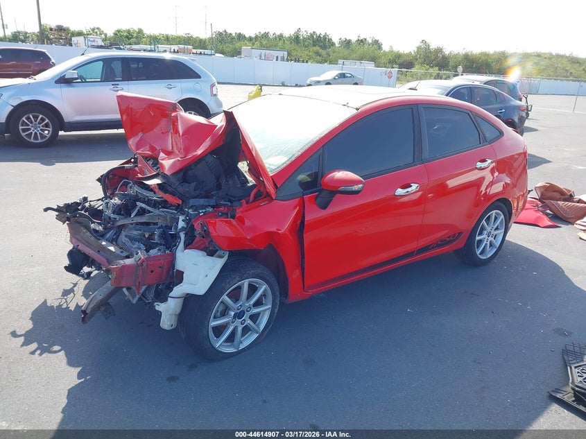 2015 Ford Fiesta Se 3FADP4BJ5FM110273 photo 1