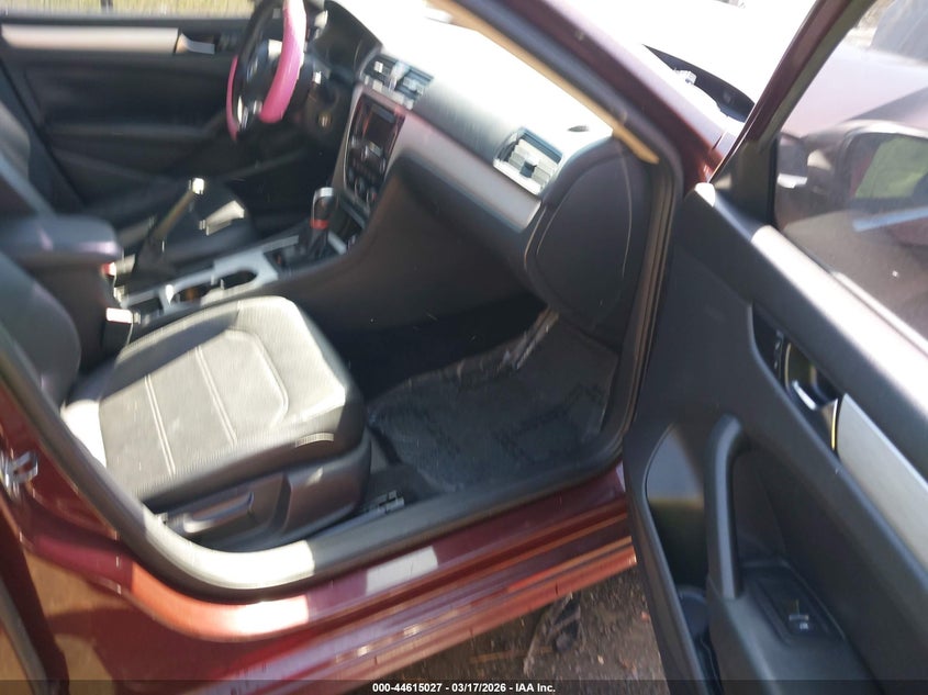 2013 Volkswagen Passat 2.5L Se