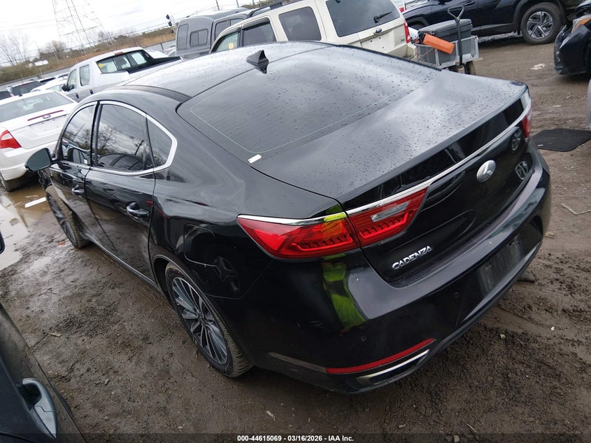 2017 Kia Cadenza Technology