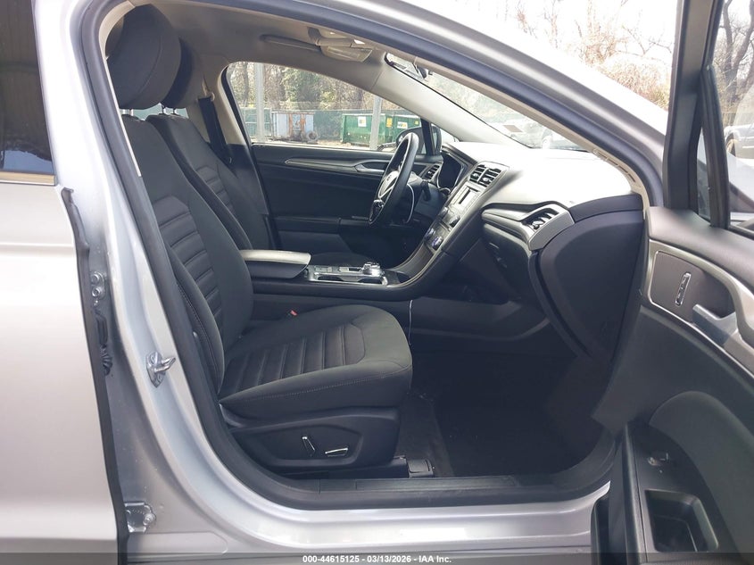 2017 Ford Fusion Hybrid Se