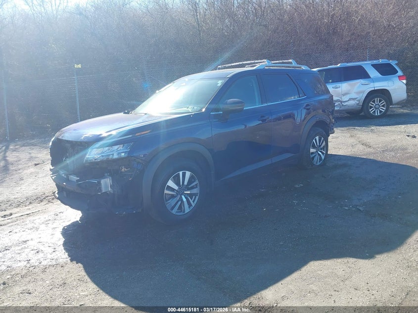 2023 Nissan Pathfinder Sl 4Wd