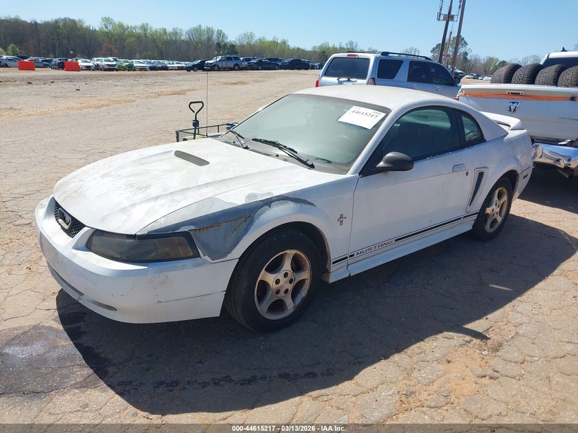 2000 Ford Mustang