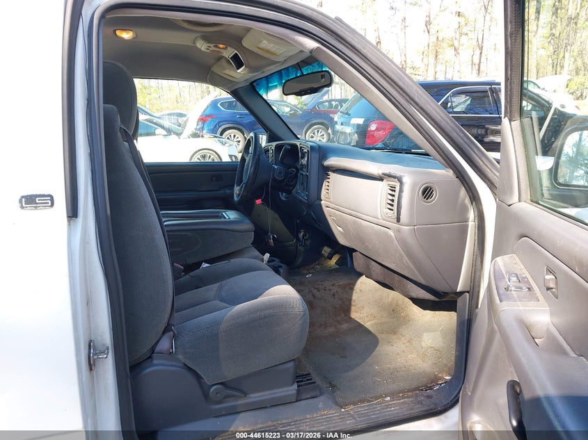 2004 Chevrolet Silverado 1500 Ls