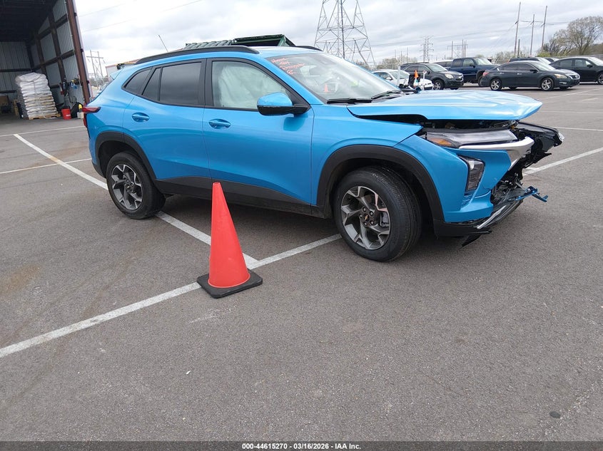 2025 CHEVROLET TRAX FWD LT