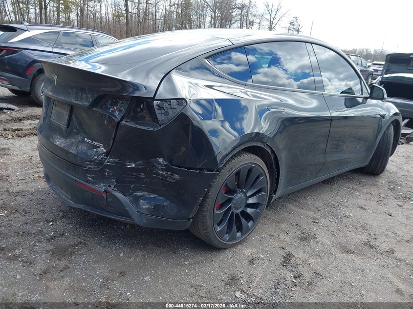 2022 Tesla Model Y Performance Dual Motor All-Wheel Drive