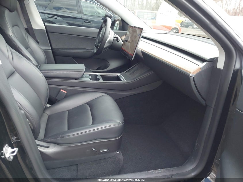 2022 Tesla Model Y Performance Dual Motor All-Wheel Drive