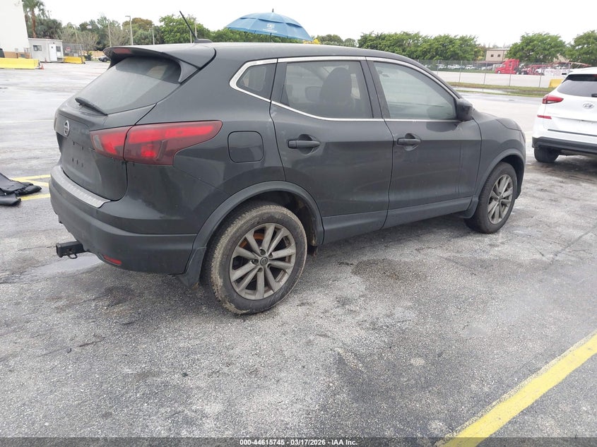 2019 Nissan Rogue Sport S