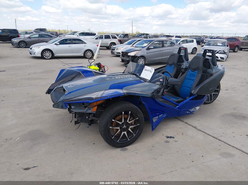 2021 POLARIS SLINGSHOT auction photo 2