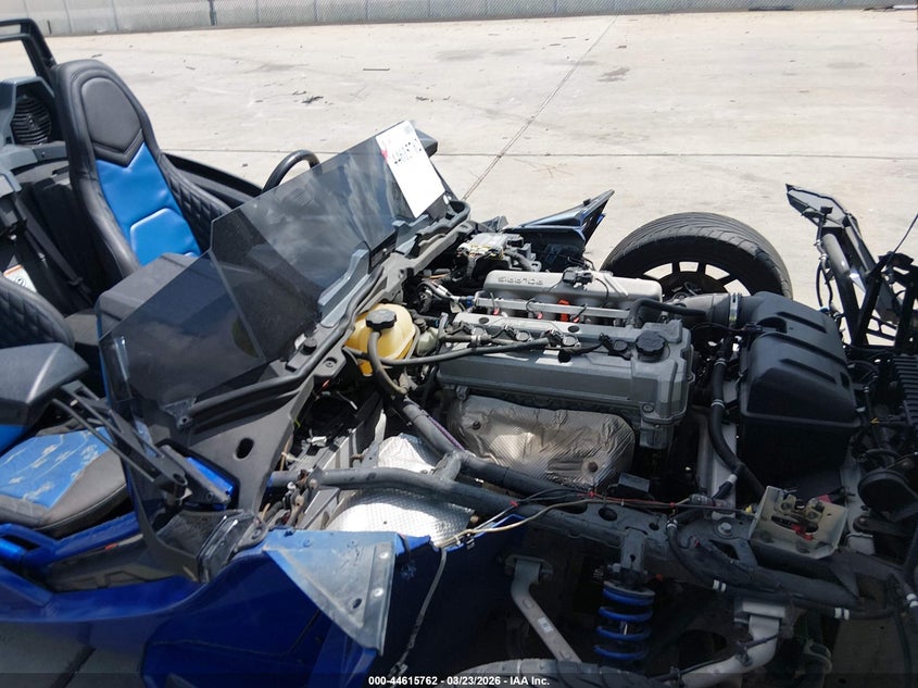 2021 POLARIS SLINGSHOT auction photo 8