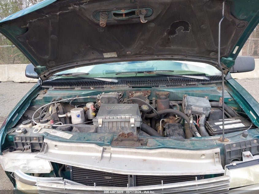 2000 Chevrolet Astro VIN: 1GNDM19W5YB159042 Lot: 44615809