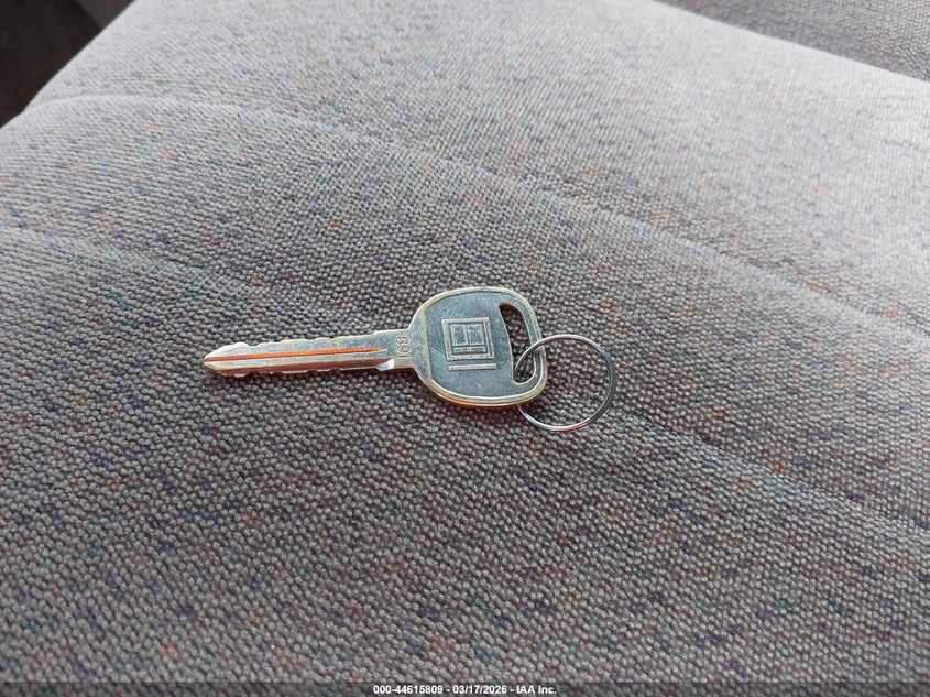 2000 Chevrolet Astro VIN: 1GNDM19W5YB159042 Lot: 44615809