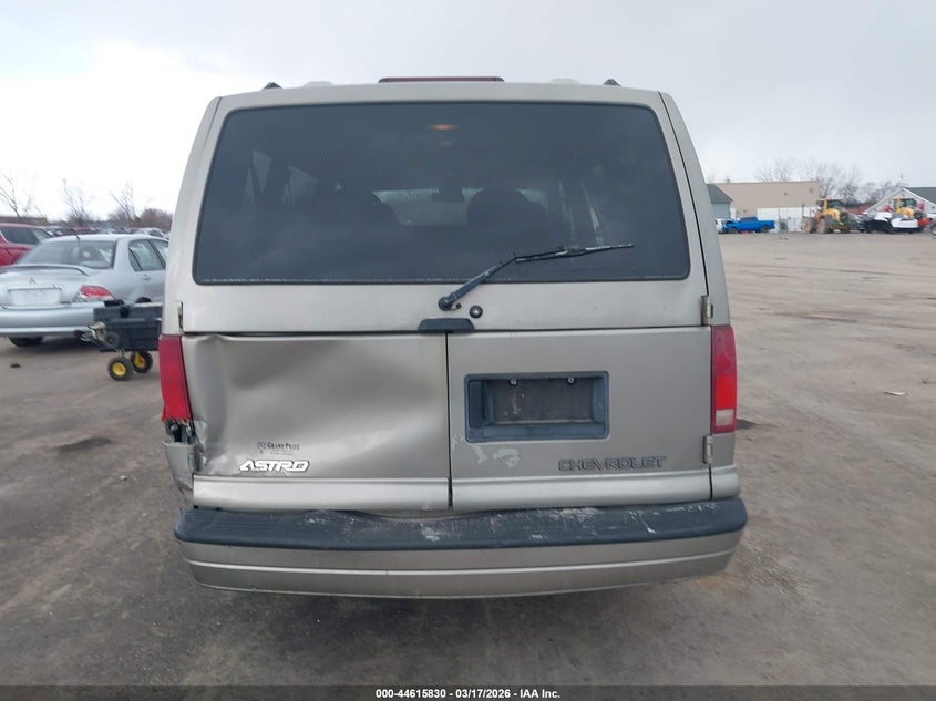 2002 Chevrolet Astro Ls VIN: 1GNEL19X32B142523 Lot: 44615830