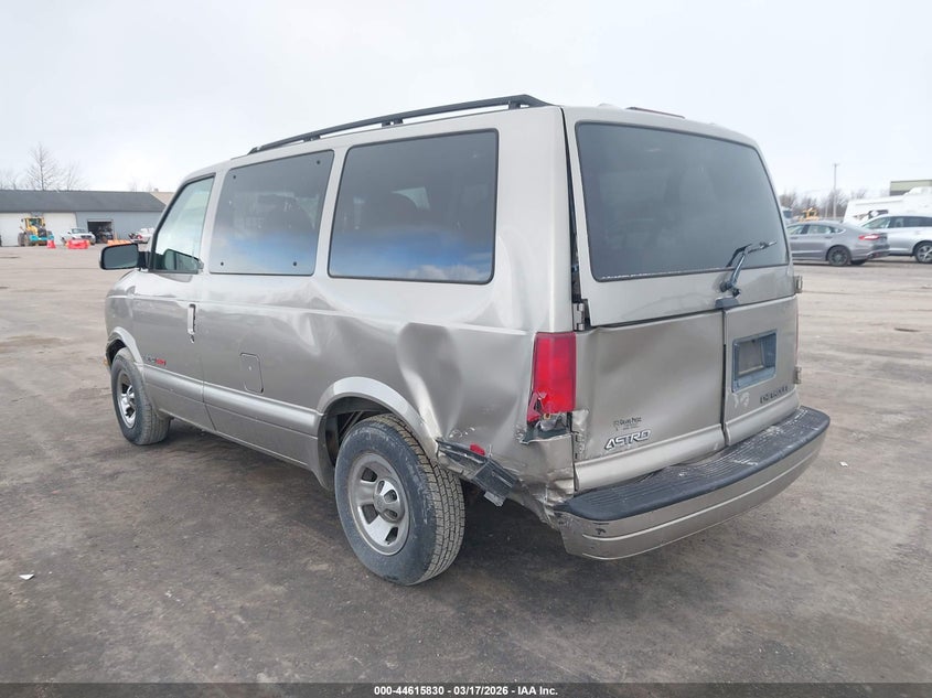 2002 Chevrolet Astro Ls