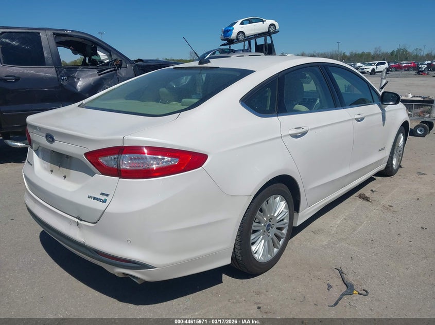 2016 Ford Fusion Hybrid Se