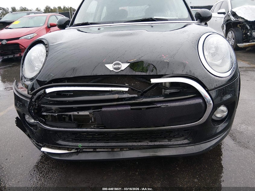 2018 Mini Hardtop Cooper/Oxford Edition VIN: WMWXP5C57J2G63411 Lot: 44616021