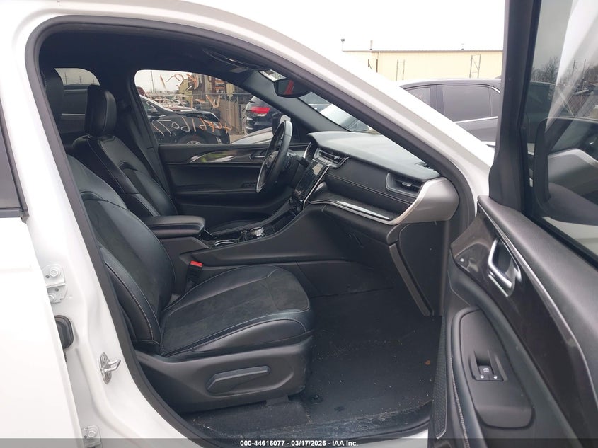 2021 Jeep Grand Cherokee L Altitude 4X2