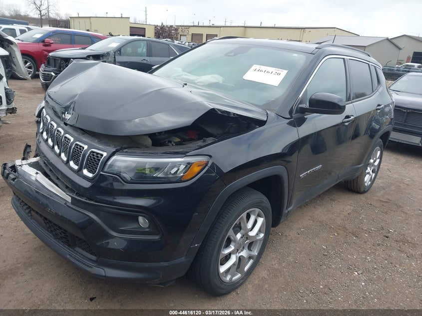 2023 Jeep Compass Latitude Lux Fwd