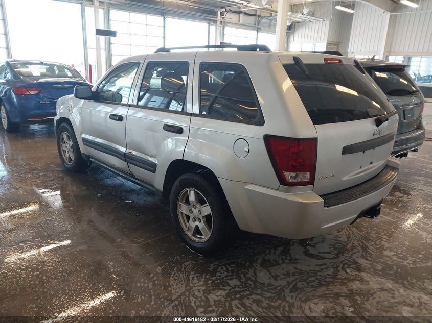 2005 Jeep Grand Cherokee Laredo