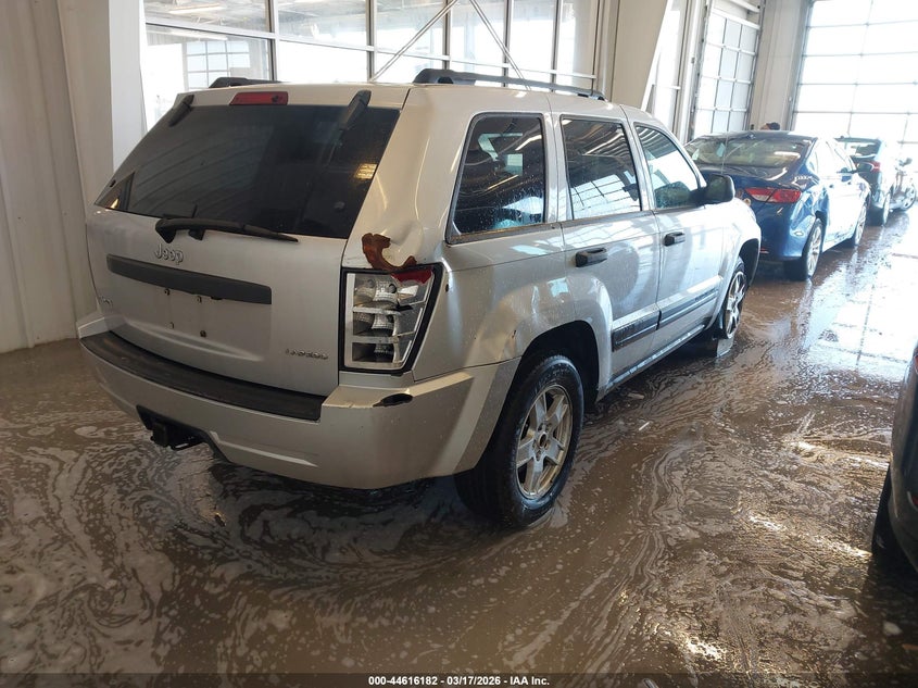 2005 Jeep Grand Cherokee Laredo
