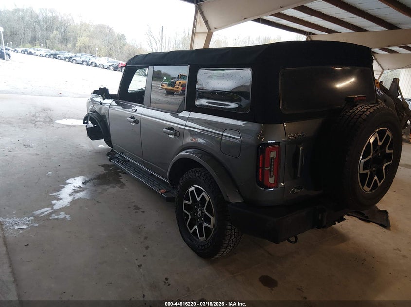 2022 Ford Bronco Outer Banks