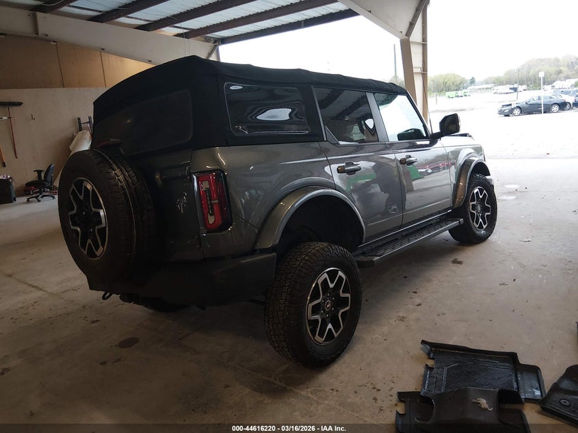 2022 Ford Bronco Outer Banks