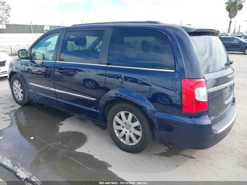 2014 Chrysler Town & Country Touring