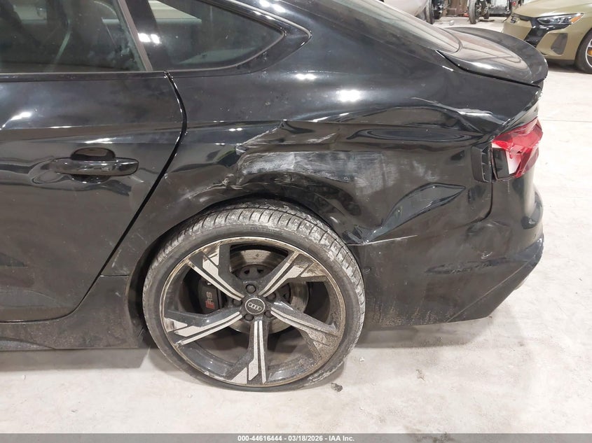 2022 Audi Rs 5 Sportback Tfsi Quattro Tiptronic VIN: WUAAWCF53NA900760 Lot: 44616444